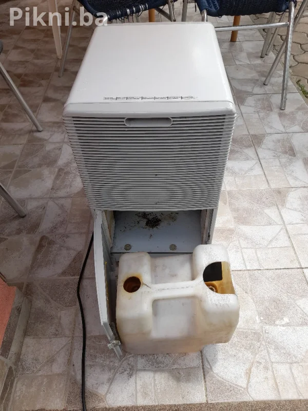 Profesionalna mašina za vlagu isušivač vlage zraka Delonghi