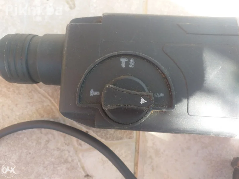 Udarna Bušilica/Hilti KING CRAFT 900W - Potreban Popravak Prekida