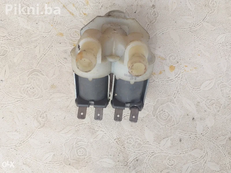 Dupli Elektromagnetski Solenoid Ventil 220V za Veš Mašinu