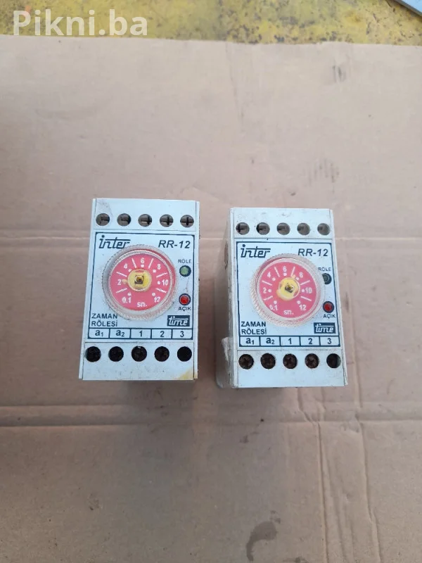 Vremenski relej Inter RR-12 (0.1 - 12 sekundi) - 220V