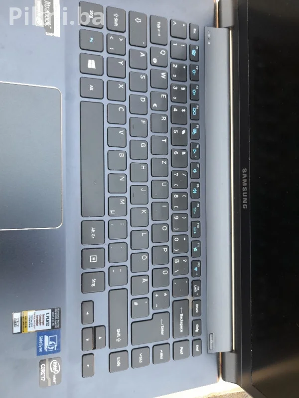 Samsung Series 9 Ultrabook (i7) - Povoljno laptop računar