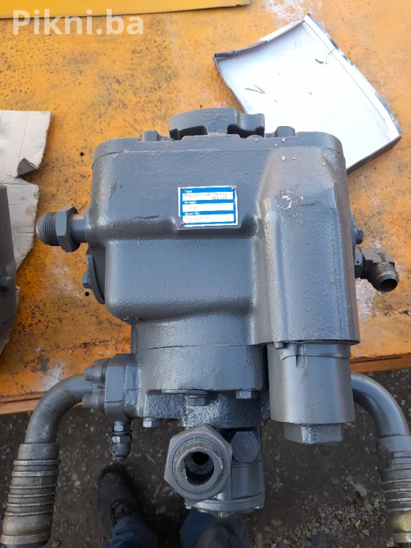 HITNA PRODAJA! Hidraulična pumpa Sauer-Danfoss SPV2/089 KAO NOVA