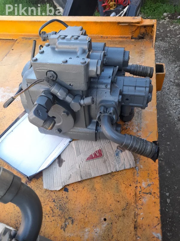 HITNA PRODAJA! Hidraulična pumpa Sauer-Danfoss SPV2/089 KAO NOVA