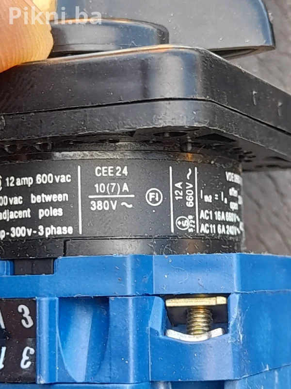 ⚡ NOVO! DVIJE (2) Grebenaste Sklopke Kraus & Naimer CG10 (12A / 3kW) - BRZA PRODAJA! ⚡
