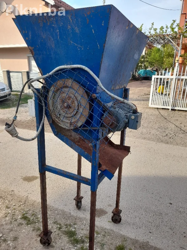 Profesionalna Drobilica / Mlin (Plastika, Voće) - 2.6kW