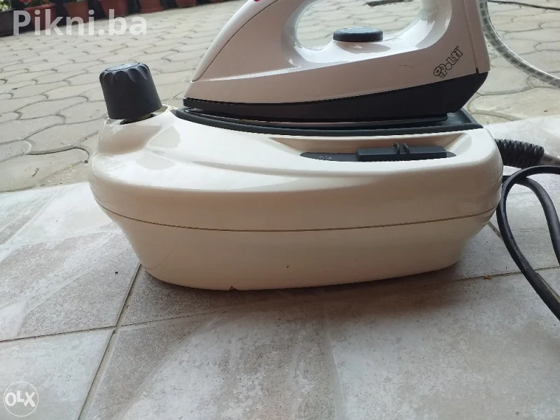 Profesionala pegla polti inox 3500 R