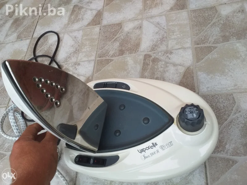 Profesionala pegla polti inox 3500 R
