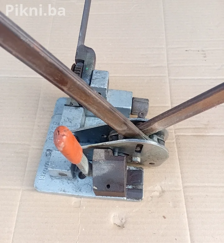 🛠️ Profesionalni ručni zatezač čelične trake (13mm) lastre