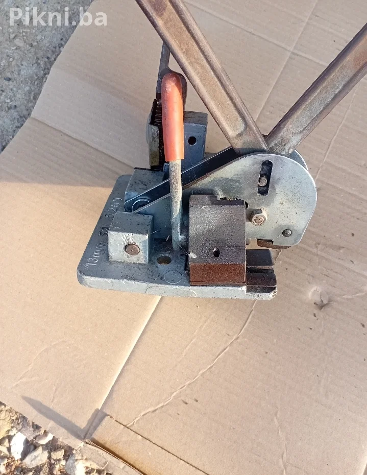 🛠️ Profesionalni ručni zatezač čelične trake (13mm) lastre