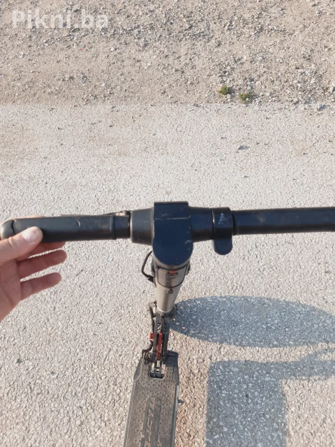 Električni trotinet romobil Wispeed T855 - bez punjača i.loša baterija 9