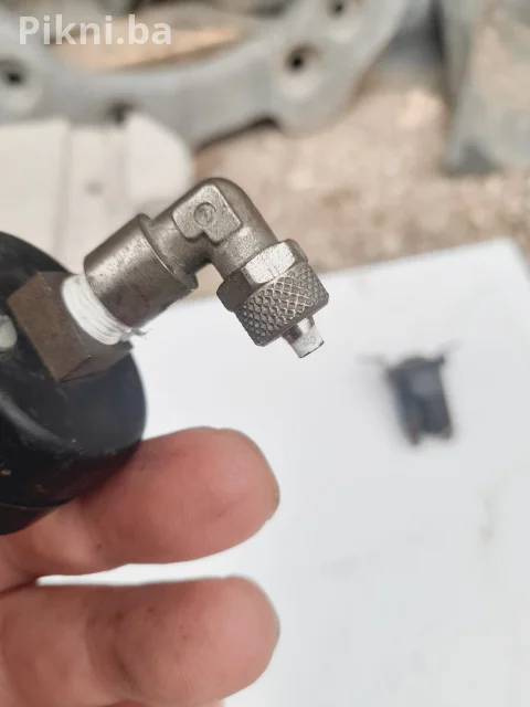 Manometri za kompresor do 10 bara sa priključcima (Ispravni) 6
