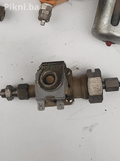 Elektromagnetni ventil 24V / 4W elektroventil sa priključcima 6