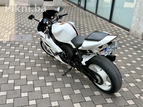 Honda cbr 1000rr 126kw vrhunsko stanje Zenica 6