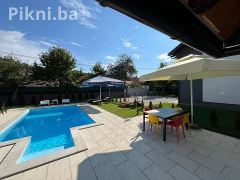 🏡Iznajmljivanje privatne vikendice sa bazenom Hadžići 3
