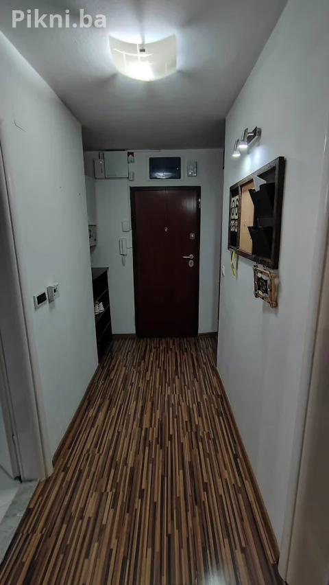 dvoetažni stan površine 112m2 na Dobrinji