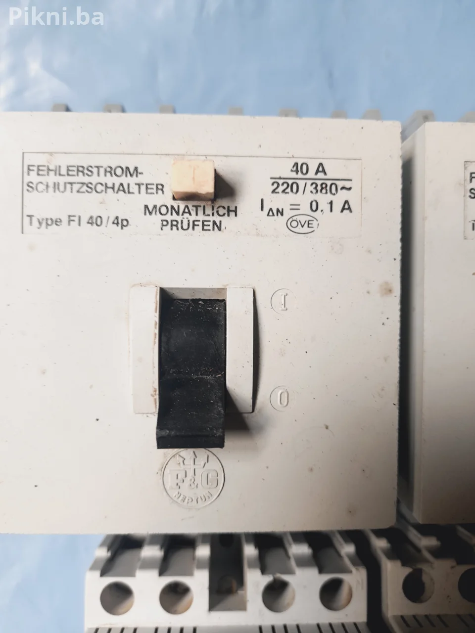 ⚡ Četvoropolne (4p) FID zaštitne sklopke F&G (40A) sklopke i prekidači