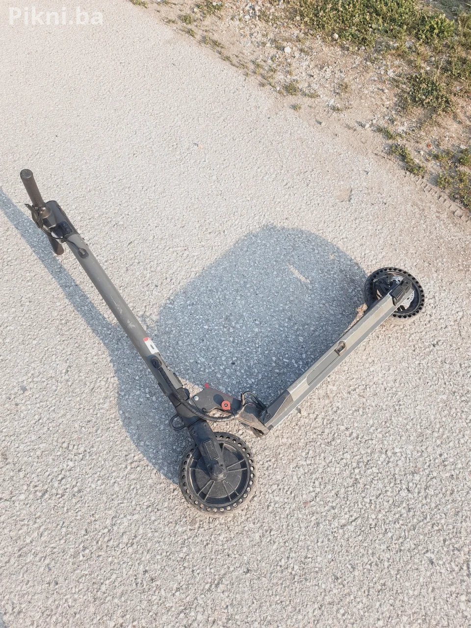 Električni trotinet romobil Wispeed T855 - bez punjača i.loša baterija