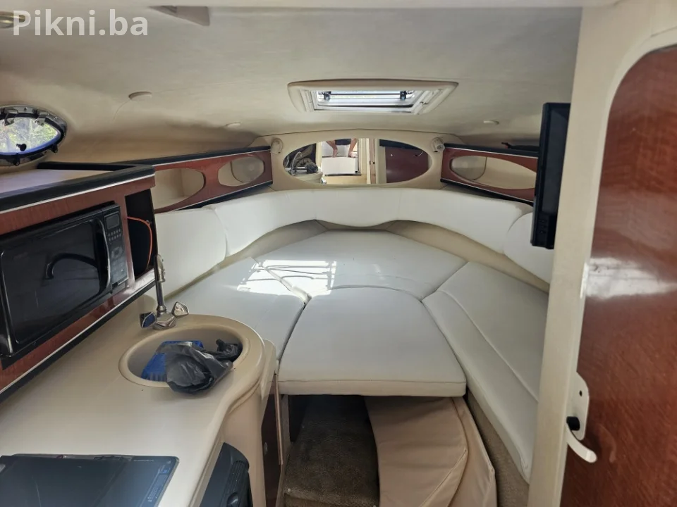 Jahta Sea Ray 275 Crna Gora