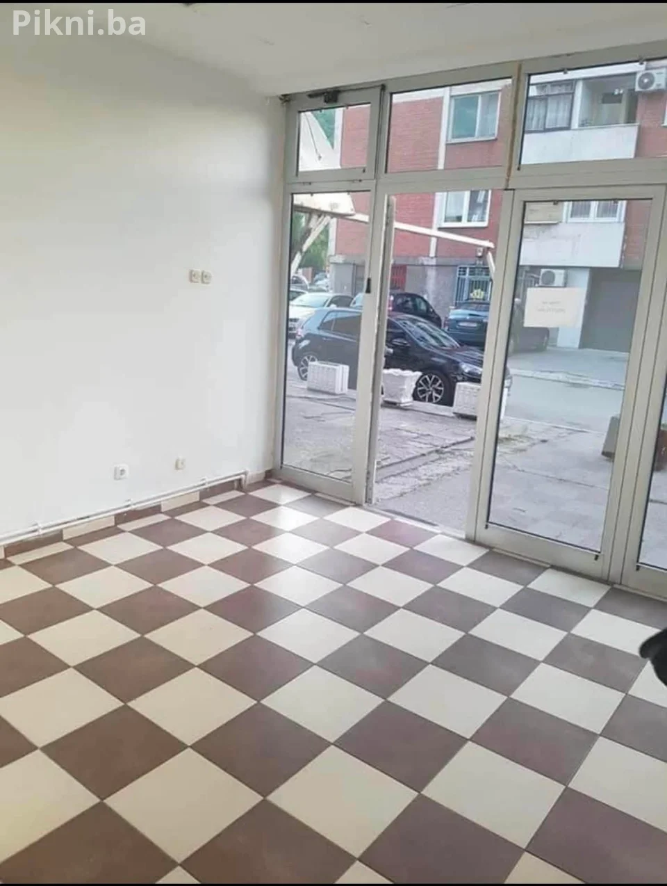 poslovni prostor površine 20 m² zenica