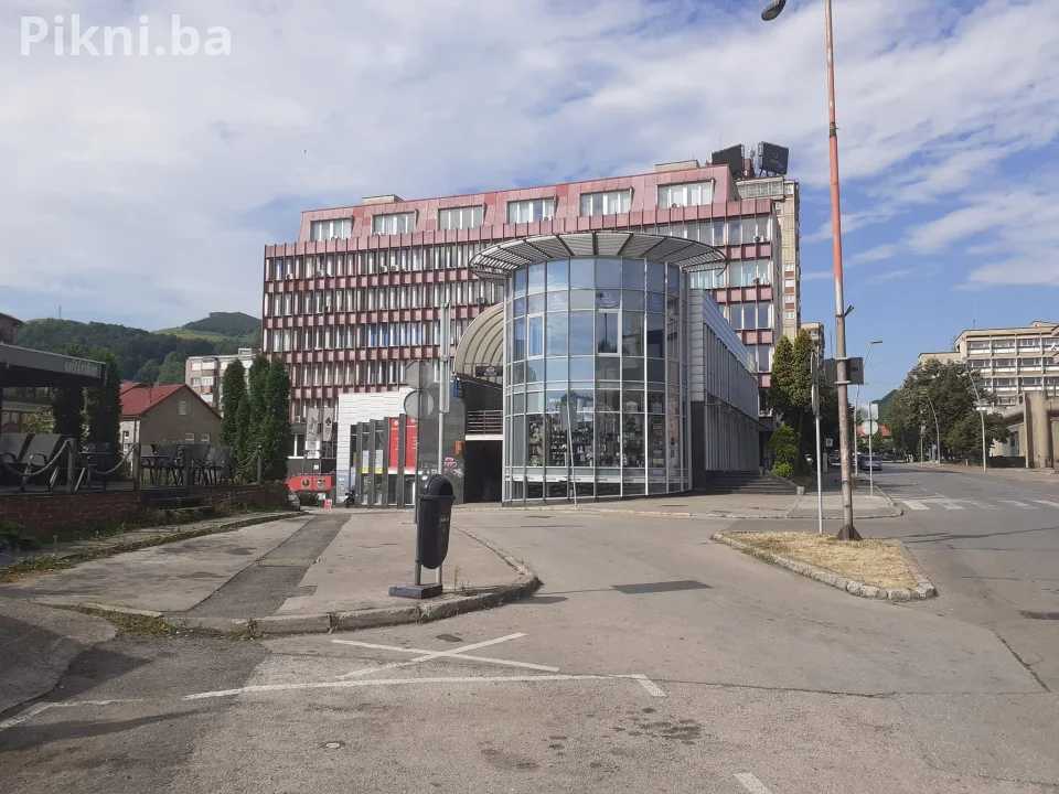 POSLOVNI PROSTOR U CENTRU ZENICE