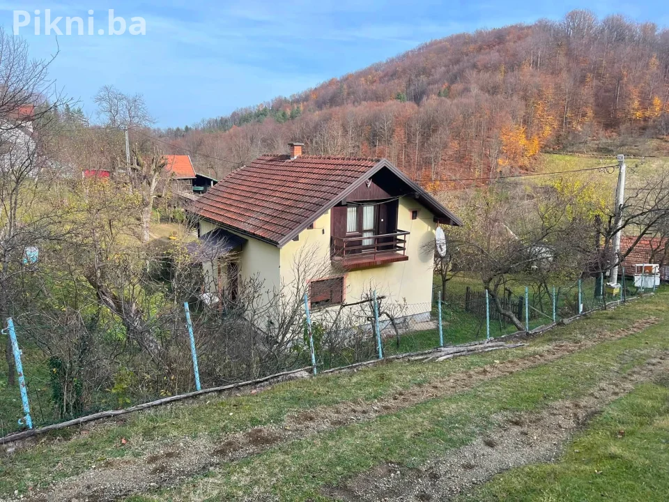 Prodajem kuću u Čečavi Teslić