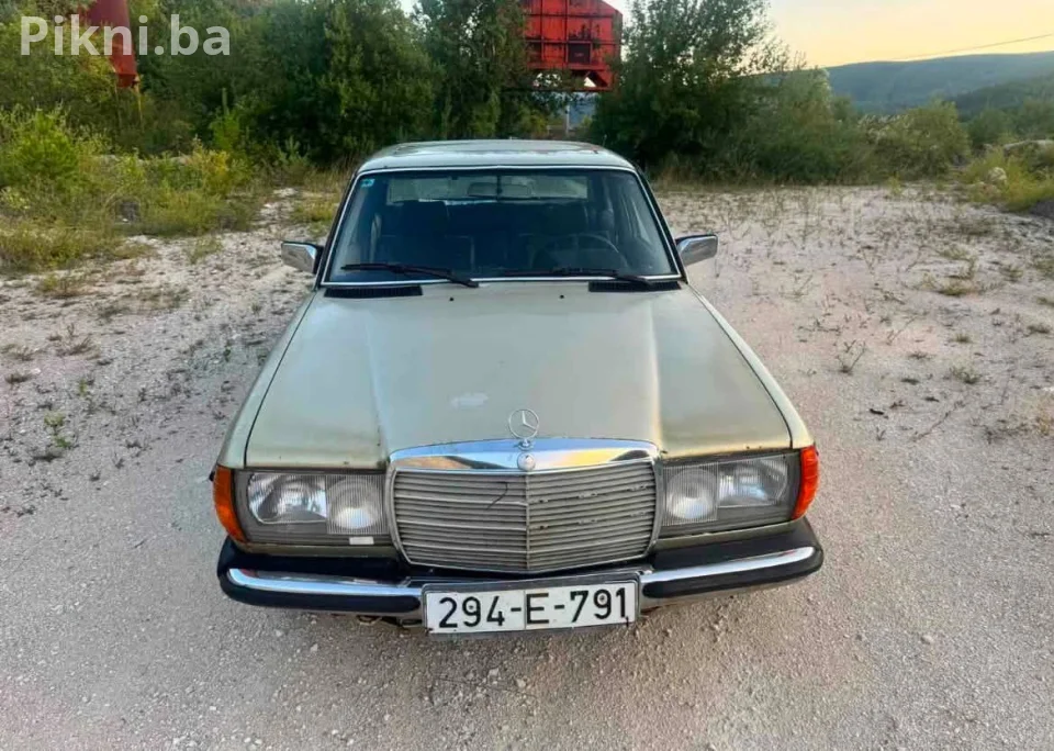 Mercedes 123