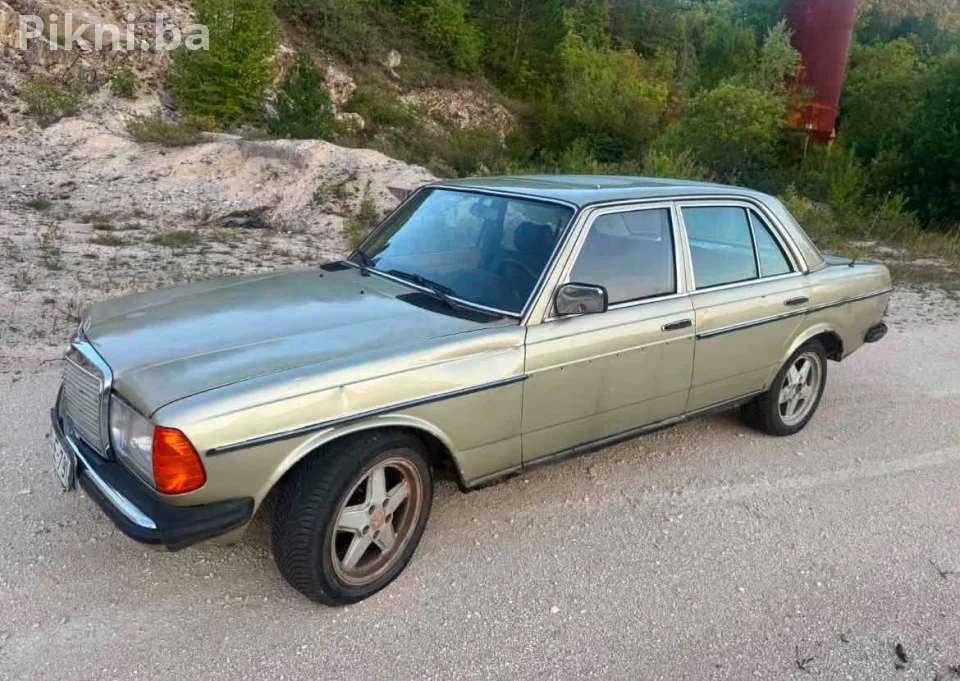 Mercedes 123