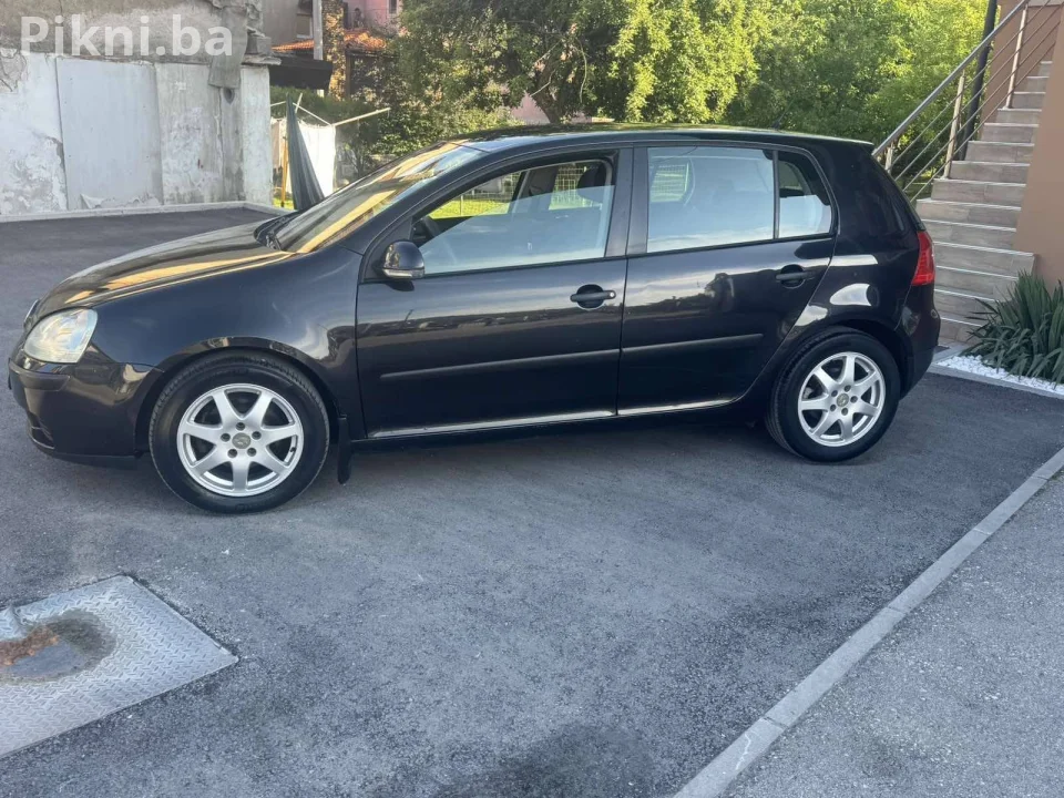 GOLF 5 1.9 TDI 66 KW GODINA 2006