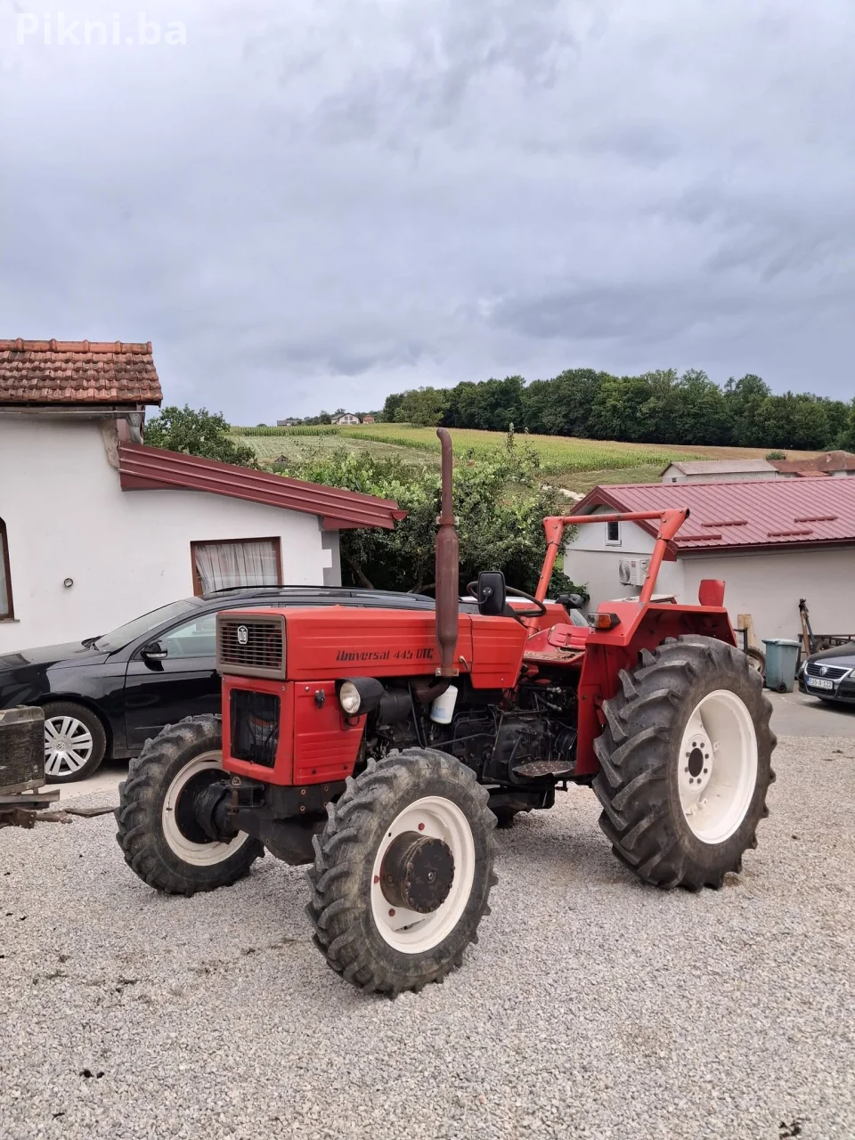 Traktor Universal 445 duplak 4x4