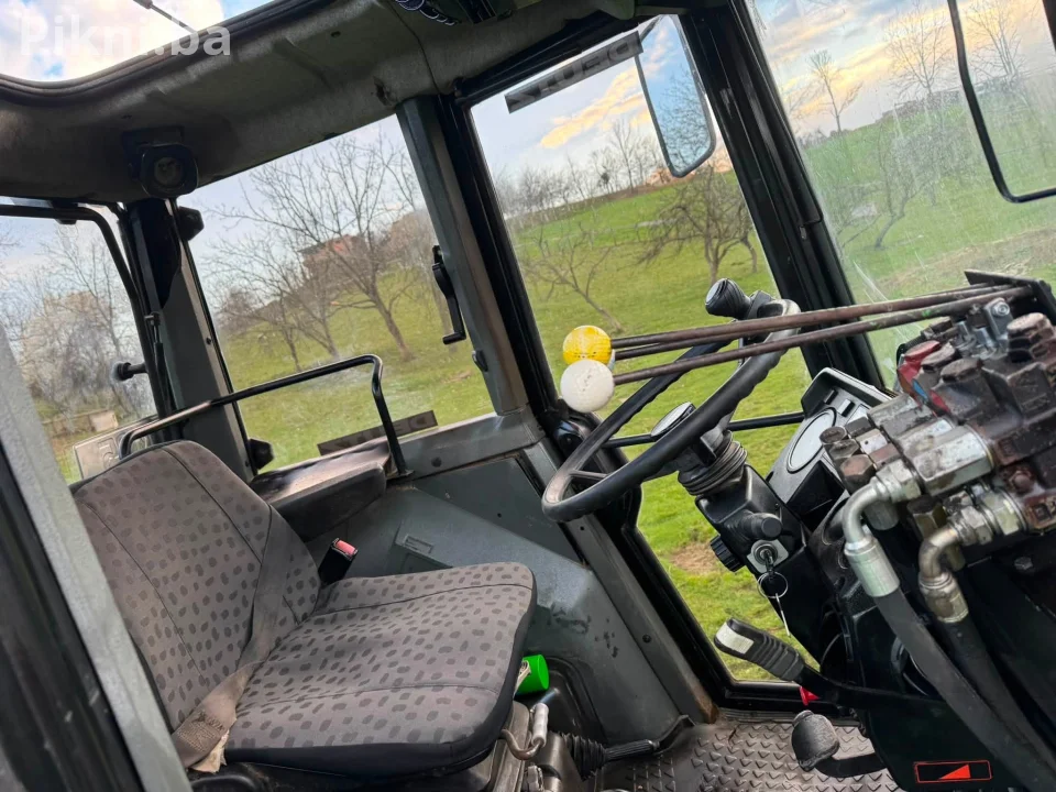 Traktor Deutz Agrolux 90 turbo sa utovarivačem