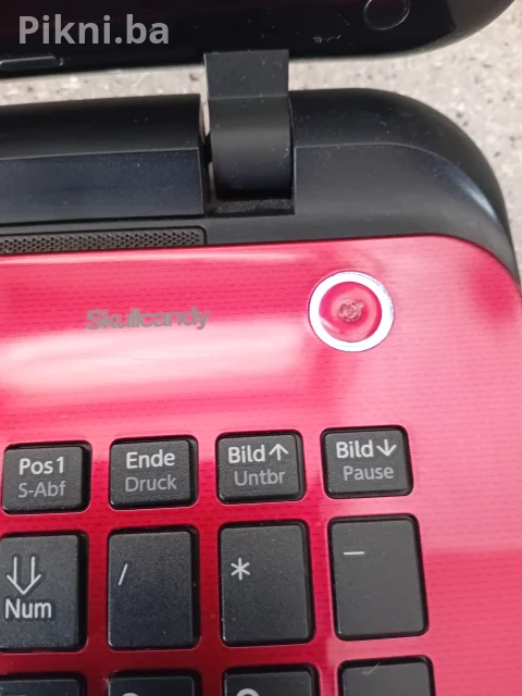 Laptop Toshiba Satellite L50D-B-146 (Uvoz iz Nemačke) - 15.6" 9