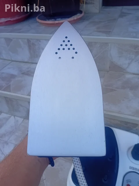 Prodaje se vrhunska profesionalna parna stanica (centrala za paru) King D'Home, model HG1901, snage 2100W. 7