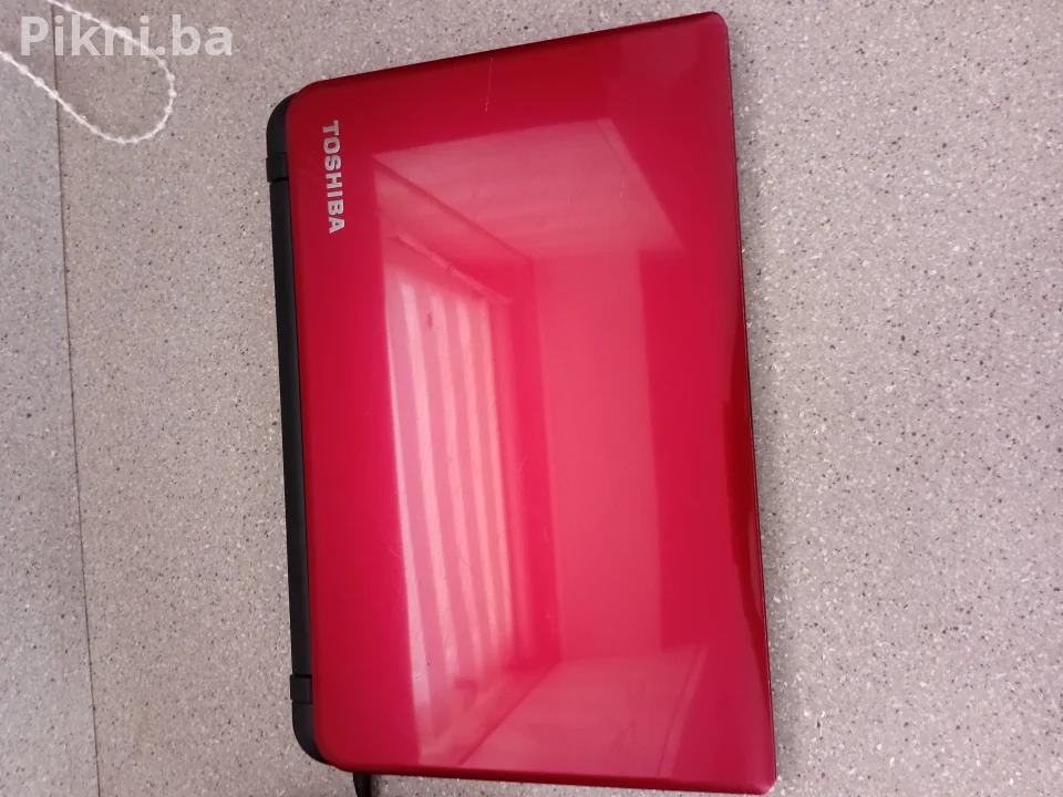 Laptop Toshiba Satellite L50D-B-146 (Uvoz iz Nemačke) - 15.6"