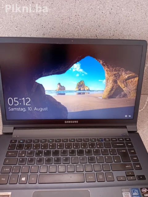 Samsung Premium Ultrabook i7 / 8GB RAM / Baterija 8+ sati 7