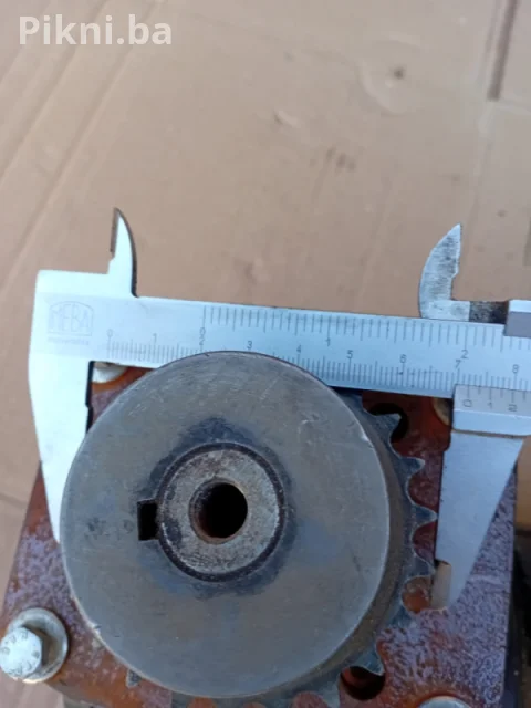 Elektromotor sa reduktorom Leroy Somer 0.37 kW (Odnos 30:1 - 50 o 8