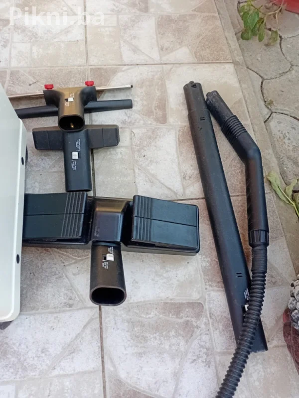 Parni čistač Polti Vaporetto VTT 2085 (2250W) - Komplet paročista