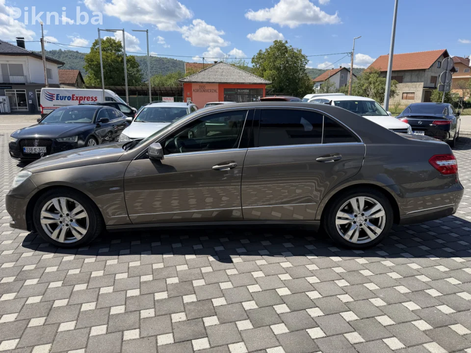 Mercedes-Benz E 350 CDI 4MATIC 2010god.