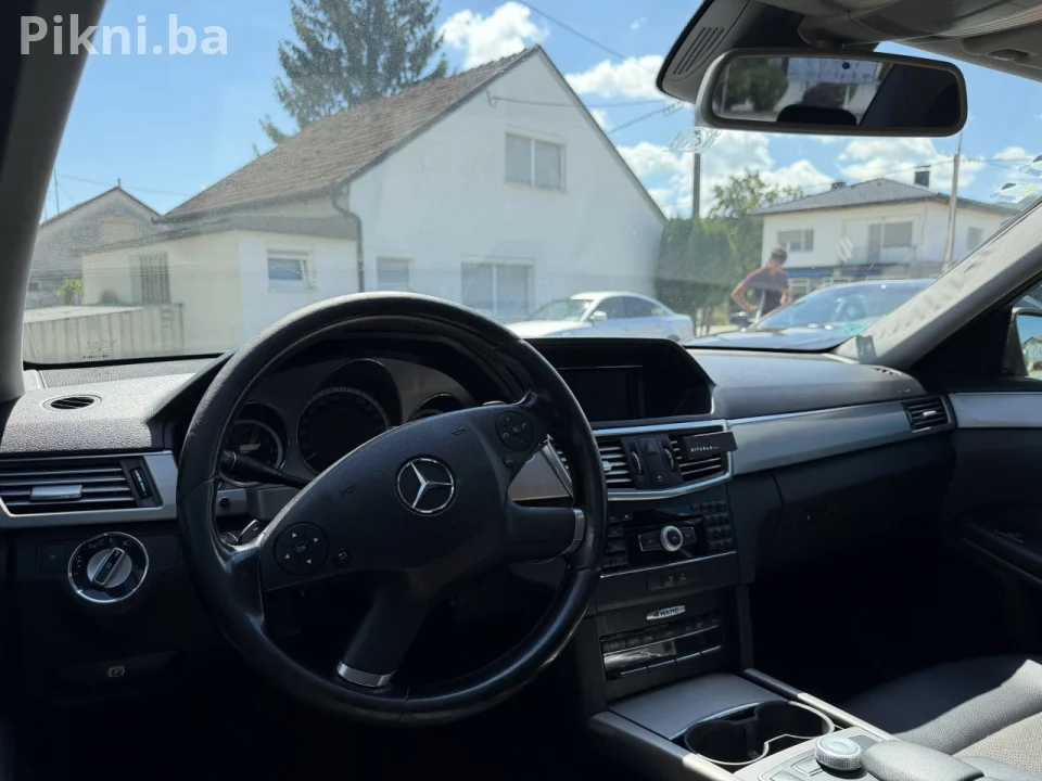 Mercedes-Benz E 350 CDI 4MATIC 2010god.