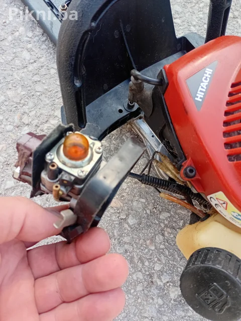 profesionalne japanske motorne makaze za živu ogradu Hitachi CH 50EA3(ST). 5