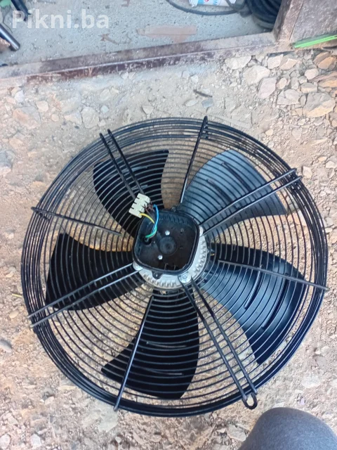 industrijski aksijalni ventilator WEIGUANG YWF4E-500S-137/35-G za dijelove. 4