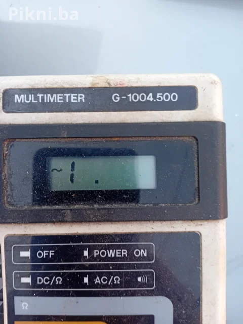 vintage digitalni multimetar (unimer) RFT G-1004.500 proizveden u Istočnoj Njemačkoj (GDR). 4