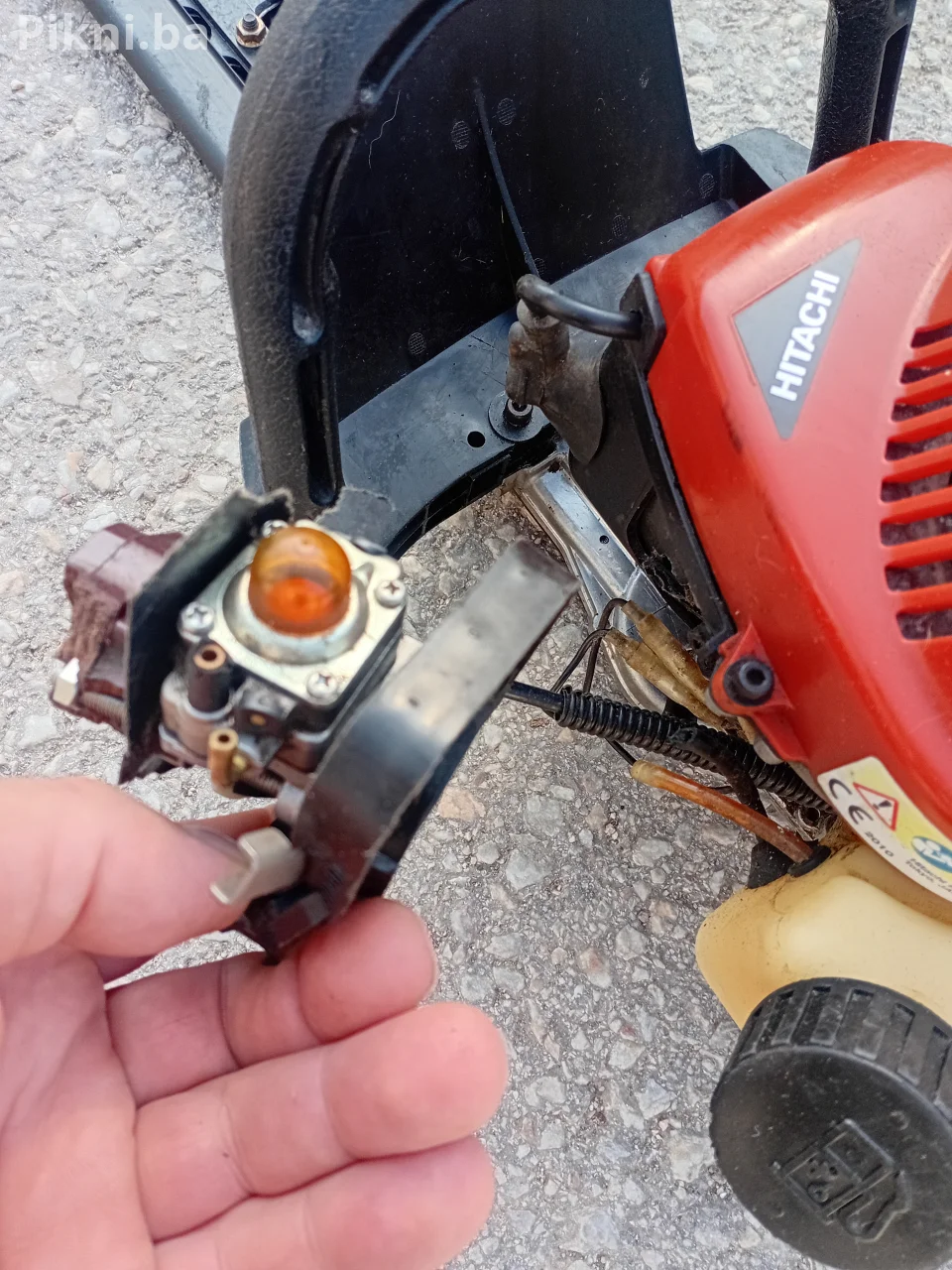 profesionalne japanske motorne makaze za živu ogradu Hitachi CH 50EA3(ST).