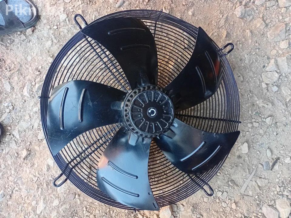 industrijski aksijalni ventilator WEIGUANG YWF4E-500S-137/35-G za dijelove.