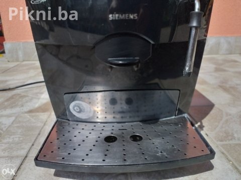 HITNA PRODAJA! Siemens EQ.5 / Vrhunski Automatski Aparat za Kafu 6