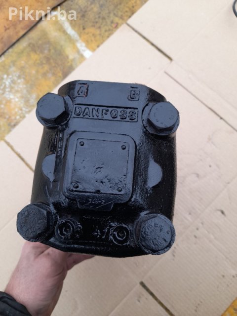 Hidraulični Motor (Tip Sauer-Danfoss OMV) - Model 151B1531 1.500 KM 6