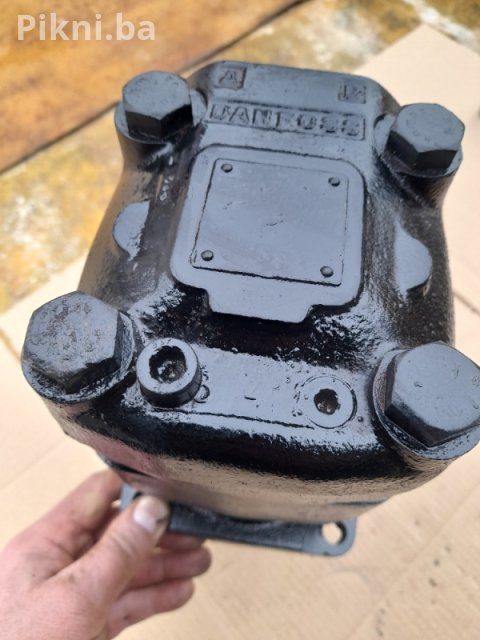 Hidraulični Motor (Tip Sauer-Danfoss OMV) - Model 151B1531 1.500 KM 4
