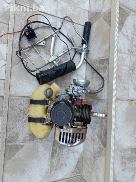 Motor Profesionalnog Trimera (G2C Model) - Sa Dobrom Kompresijom! 65 KM
