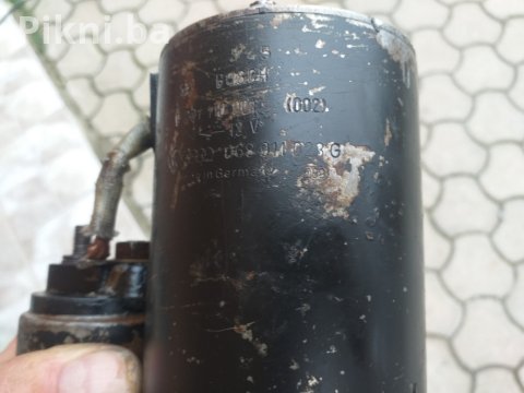 ISPRAVAN BOSCH Anlaser (Starter Motor) 12V - VW / Audi / Škoda (0 100 KM 8