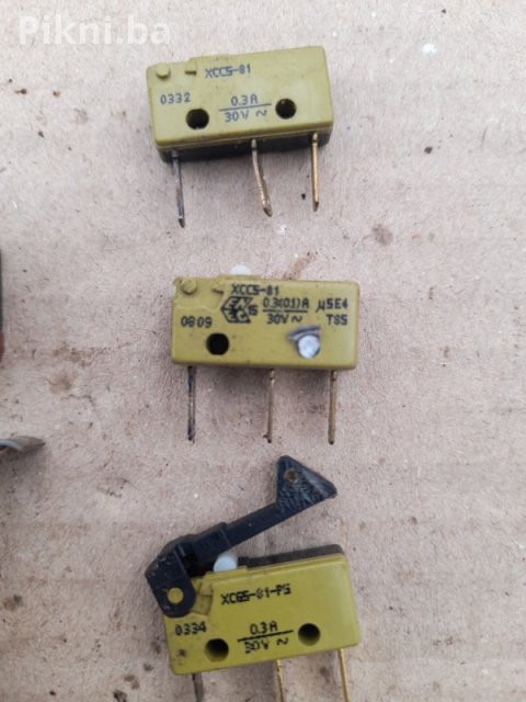 VELIKI SET: 14x Mikroprekidača (Micro Switches) - 6A/250V i 0.3A/ 5 KM 2