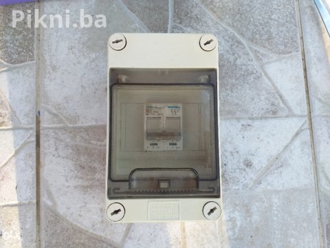 HAGER Glavni Prekidač / Automatski Osigurač (25A, 400V) u Kućištu 35 KM 1